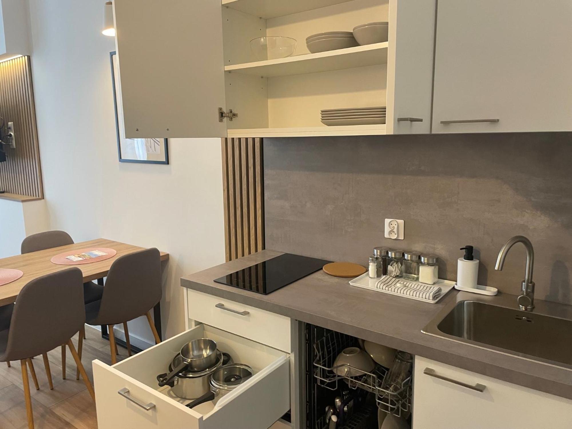 ורוצלב Aviendo Old Town Apartments מראה חיצוני תמונה
